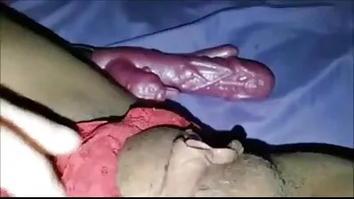 দেশে বাবা-মা আলু খুঁড়ছে, আমার বোনের সাথে পায়ুপথে অজাচার করার হট সেক্স ভিডিও সময়!