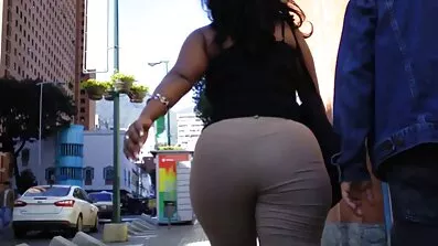 বড় boobs সঙ্গে নিটোল বোন একটি কুকুরের অবস্থানে তার হট ইংলিশ সেক্স ভিডিও ভাই fucks